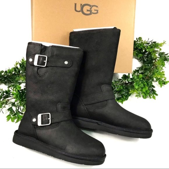 UGG Shoes - UGG Women’s Black Fur Lined Winter Boots Size 5 Brand New